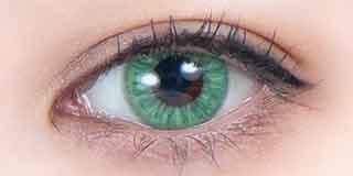 ロイド・フォージャー コスプレカラコン